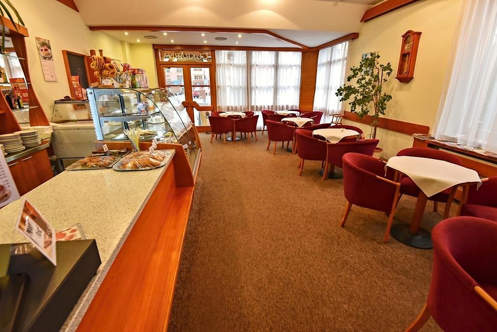Hotel Prosper Celadna Luaran gambar